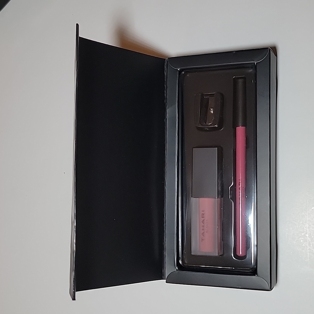 Tahari beauty matte liquid lip kit lofty mauve